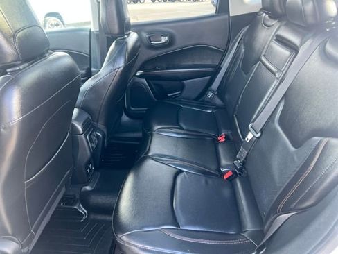Used 2018 Jeep Compass Limited w/ Navigation Group image 14