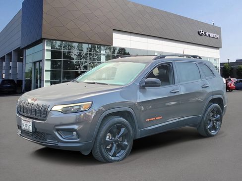 Used 2023 Jeep Cherokee Altitude Lux AWD/4WD image 1