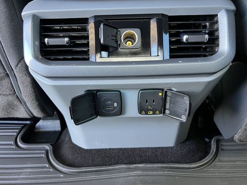 Used 2022 Ford F150 XLT w/ Equipment Group 302A High AWD/4WD image 50