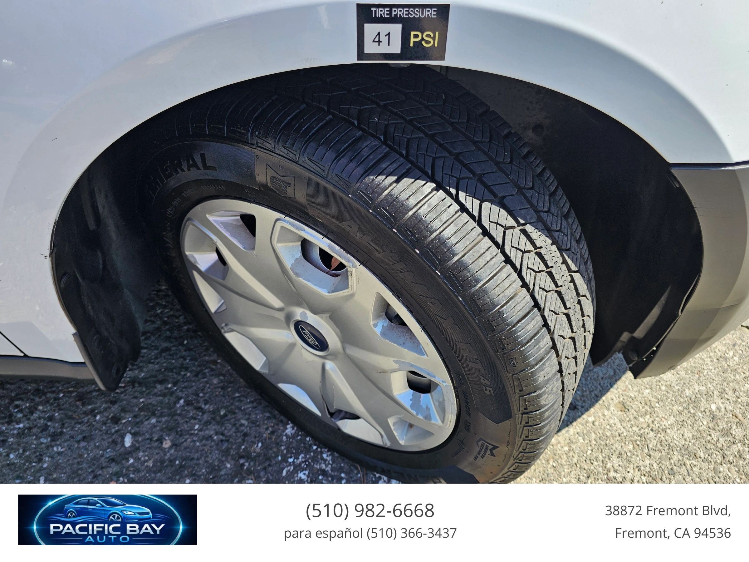 Used 2014 Ford Transit Connect XL FWD image 30