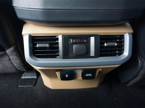 Used 2023 Ford F150 Lariat w/ Equipment Group 502A High image 15