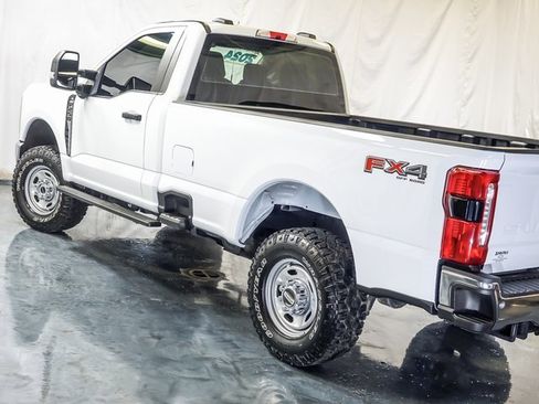 Used 2024 Ford F250 XL w/ 360-Degree Camera Package image 11