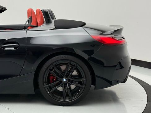 Used 2022 BMW Z4 M40i w/ Premium Package image 48