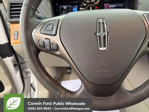 Used 2014 Lincoln MKX FWD w/ Equipment Group 102A image 15