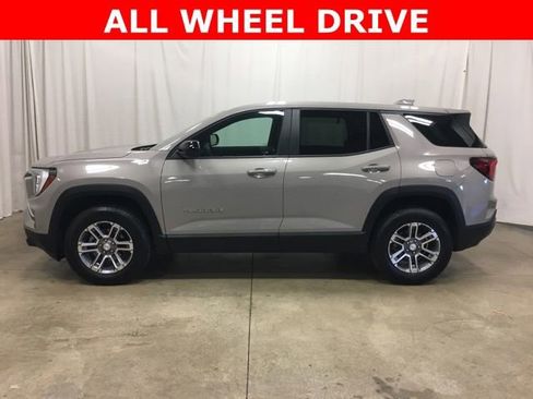 Used 2025 GMC Terrain Elevation image 7