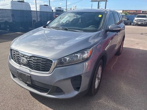 Used 2019 Kia Sorento L FWD image 5