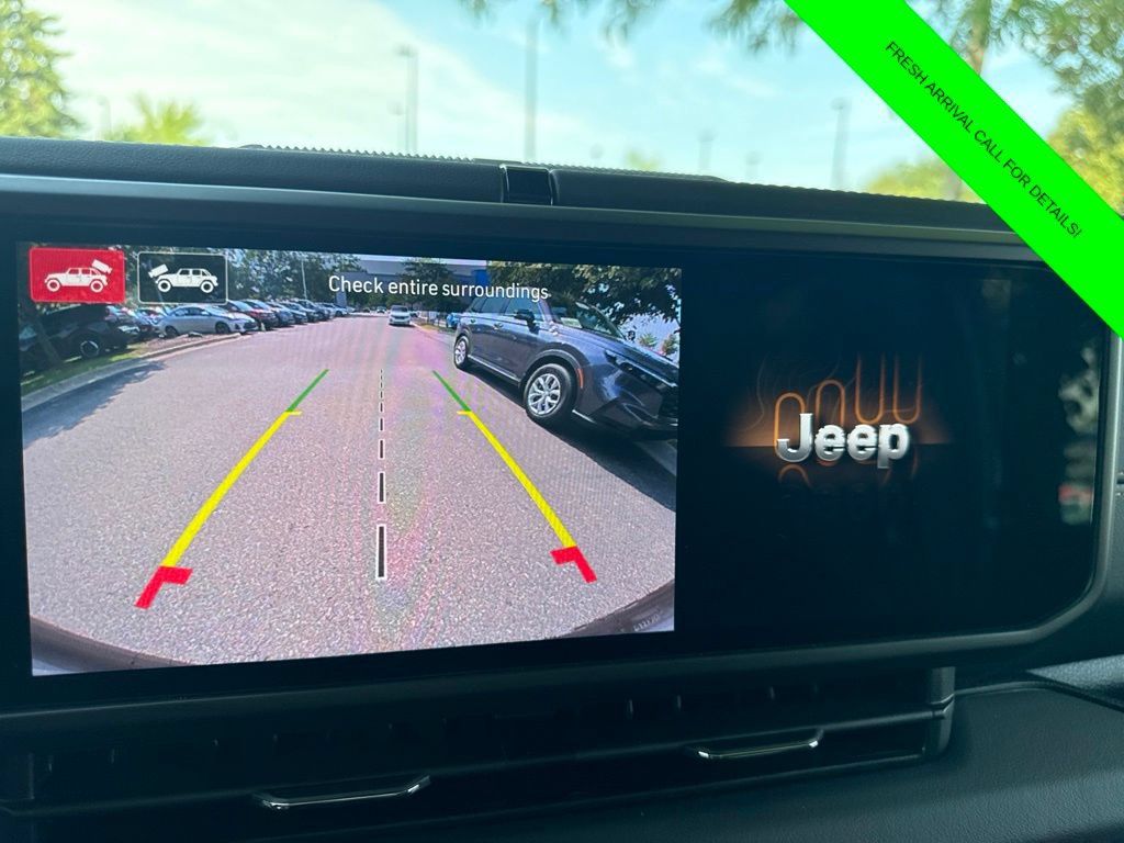 Used 2026 Jeep Wrangler Unlimited Sahara AWD/4WD image 55