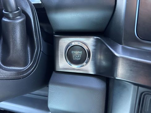 Used 2023 Ford F250 Lariat w/ FX4 Off-Road Package image 23