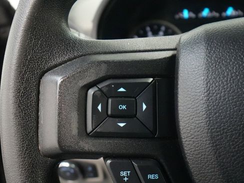 Used 2019 Ford F150 XLT image 35