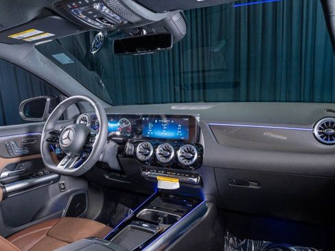 Certified 2025 Mercedes-Benz GLA 35 AMG 4MATIC image 4