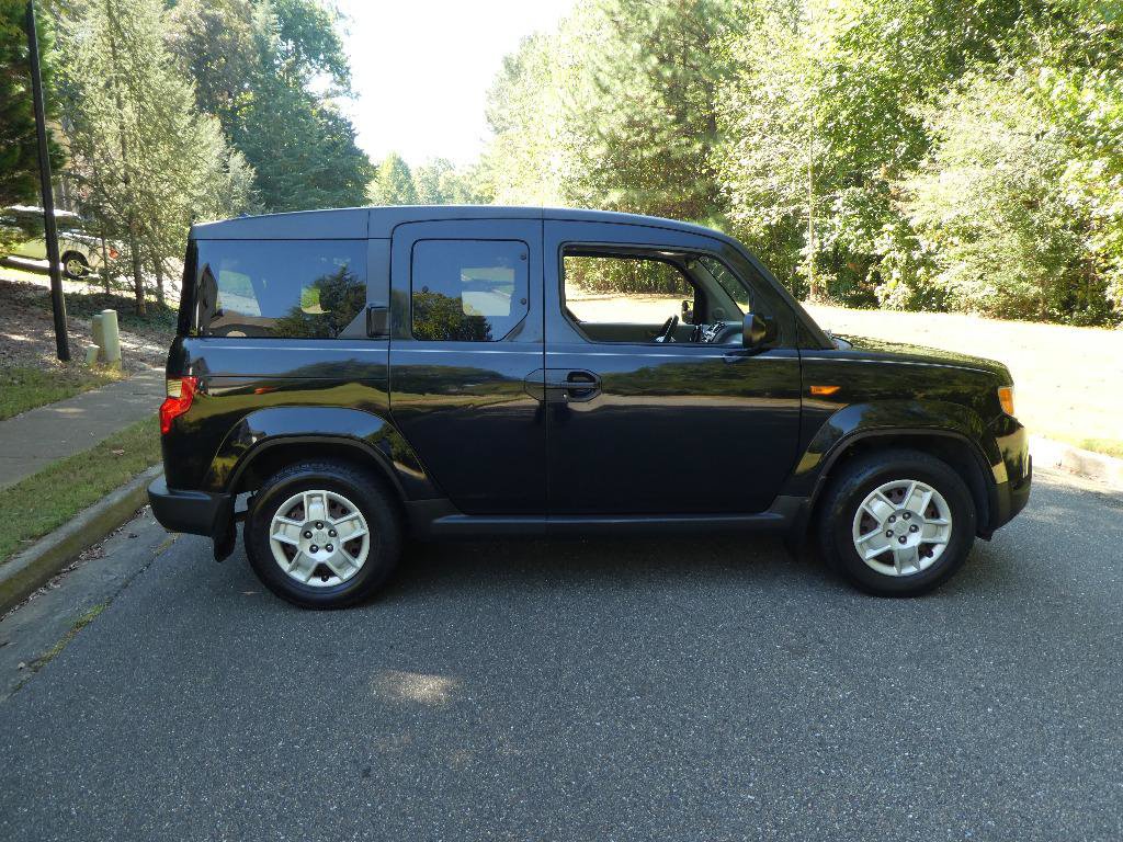 Used 2011 Honda Element LX image 2