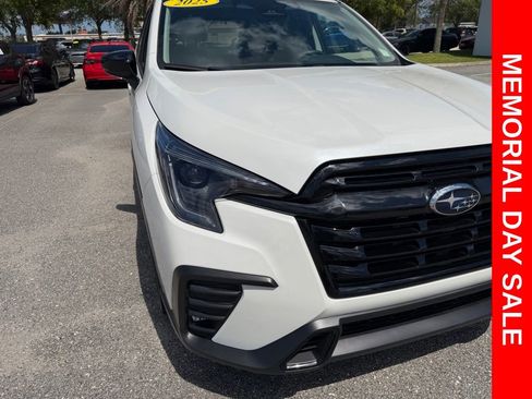 Used 2025 Subaru Ascent Onyx Edition AWD/4WD image 11