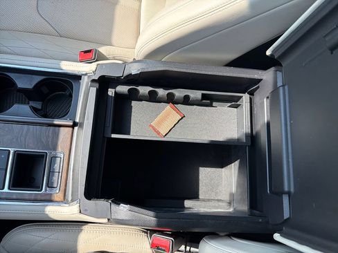 Used 2019 Ford Expedition Platinum RWD image 41
