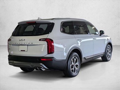 Used 2022 Kia Telluride EX image 5