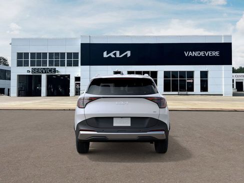 New 2026 Kia Sportage EX image 3