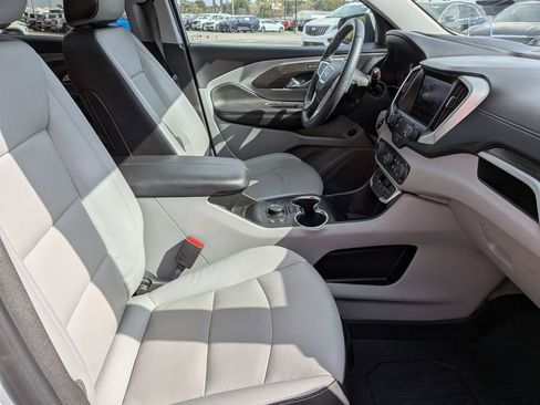 Used 2023 GMC Terrain SLT w/ Tech Package image 30