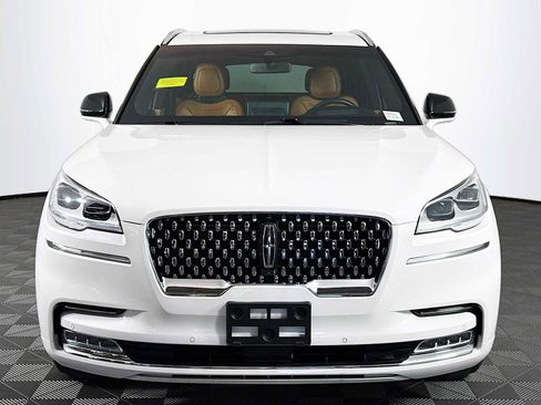 Used 2023 Lincoln Aviator Black Label w/ Dynamic Handling Package image 2