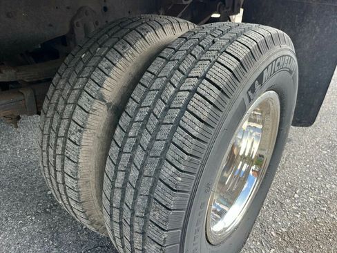 Used 1991 Ford F450 2WD Regular Cab Super Duty image 18