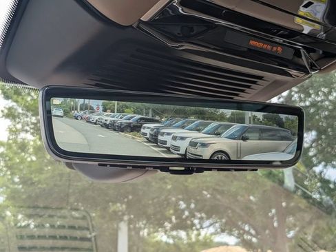 New 2026 Land Rover Range Rover SV AWD/4WD image 29
