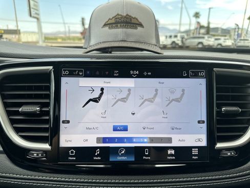 New 2026 Chrysler Pacifica Select image 21