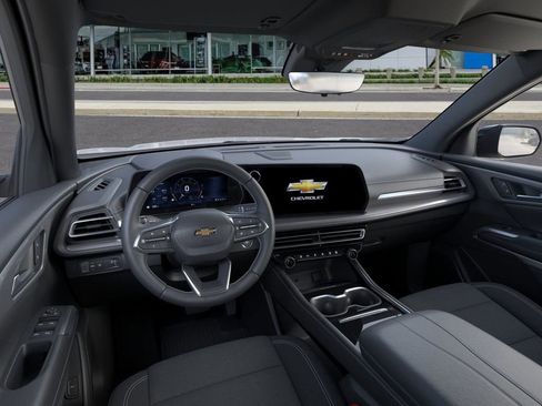 New 2026 Chevrolet Traverse LT w/ Driver Confidence Package image 15