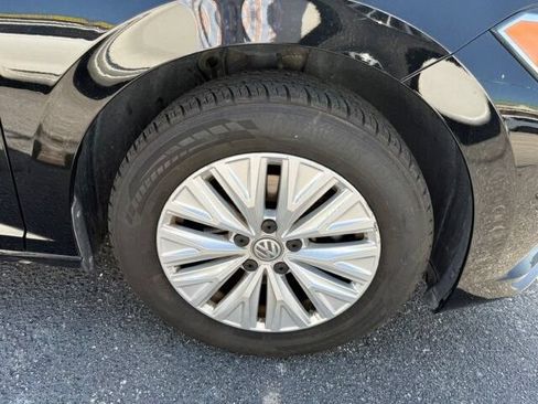 Used 2019 Volkswagen Jetta S w/ Driver Assistance Package FWD image 8