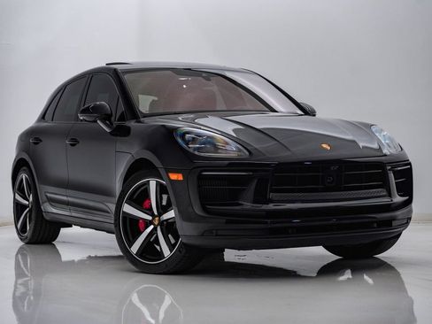 Used 2022 Porsche Macan S AWD/4WD image 8
