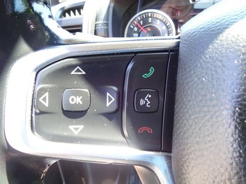 Used 2020 RAM 1500 Laramie AWD/4WD image 28