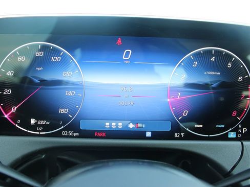 Used 2025 Mercedes-Benz E 350 Sedan image 33