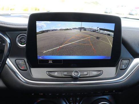 Used 2025 Chevrolet Blazer LT image 28