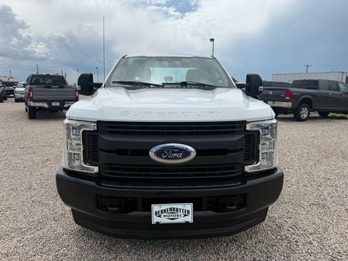 Used 2018 Ford F350 XL AWD/4WD image 3