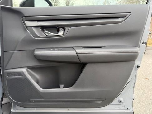 Used 2025 Honda CR-V Sport-L image 45