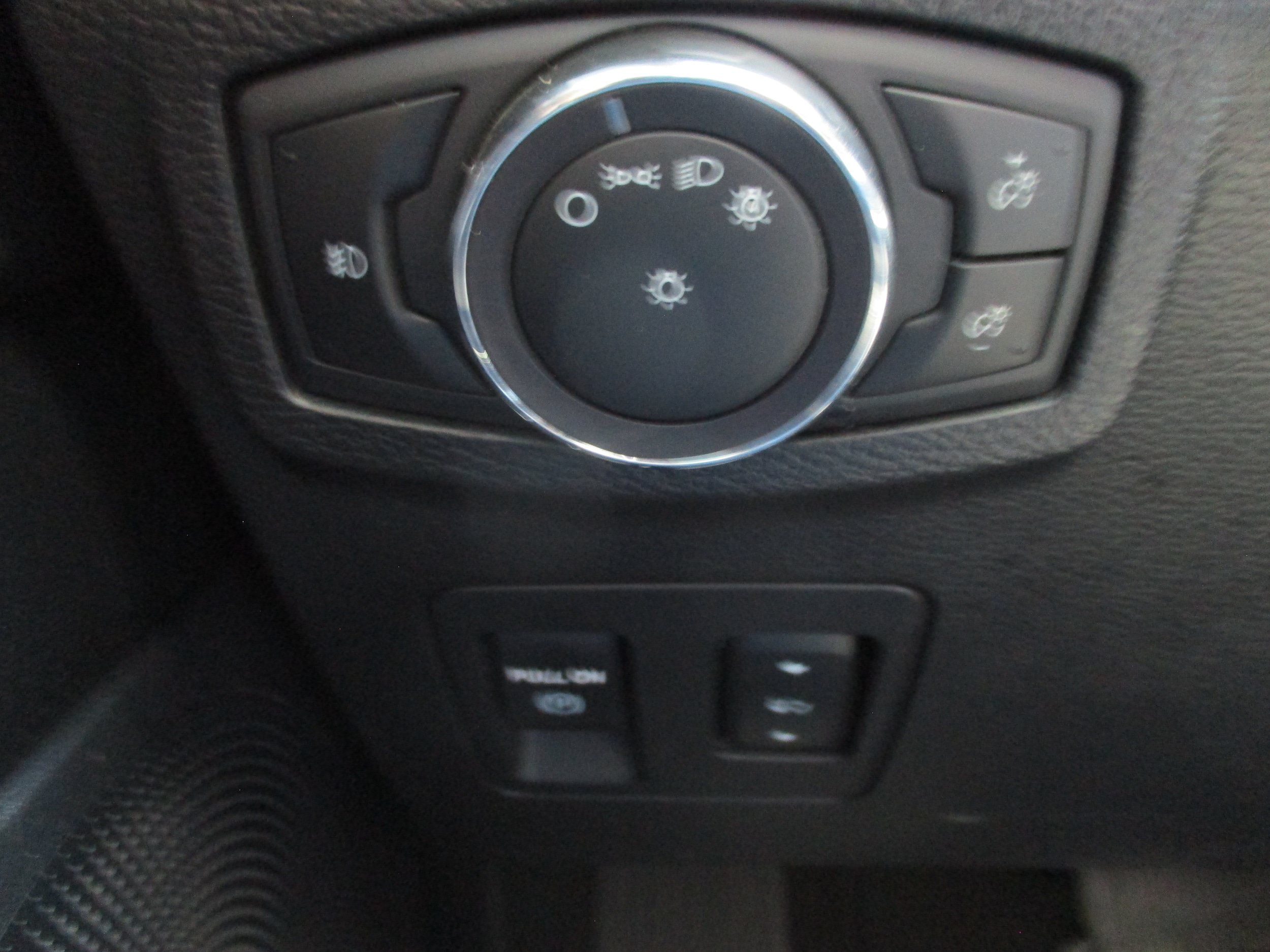 Used 2019 Ford Expedition XLT w/ Equipment Group 202A RWD image 18