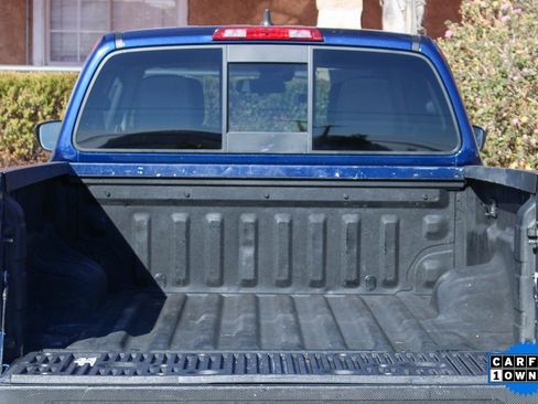 Used 2022 Nissan Frontier SV w/ Technology Package image 8