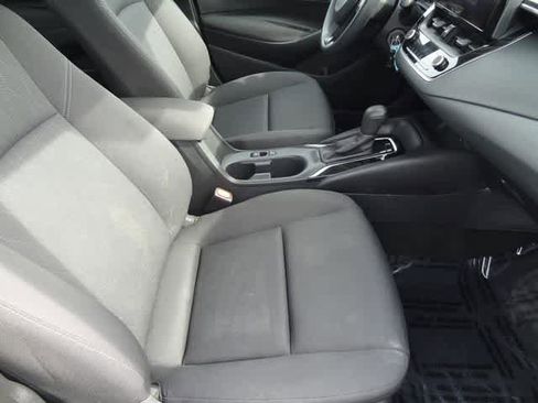 Used 2024 Toyota Corolla LE FWD image 13
