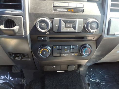 Used 2018 Ford F150 XLT RWD image 21