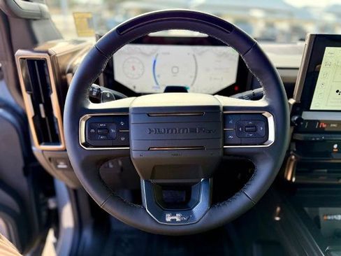 New 2025 GMC Hummer EV 2X AWD/4WD image 11
