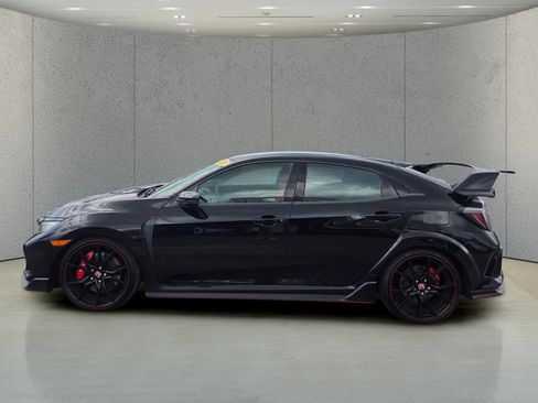 Used 2021 Honda Civic Type R image 2