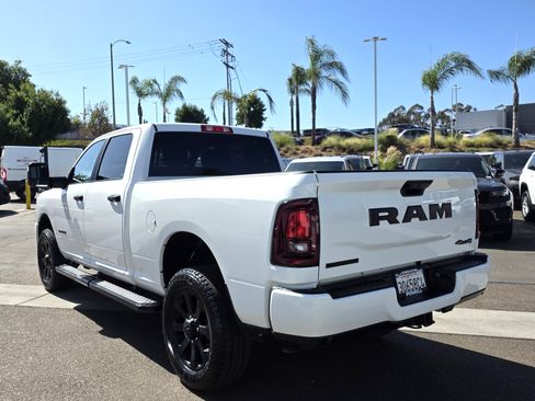 Certified 2025 RAM 2500 Big Horn AWD/4WD image 3
