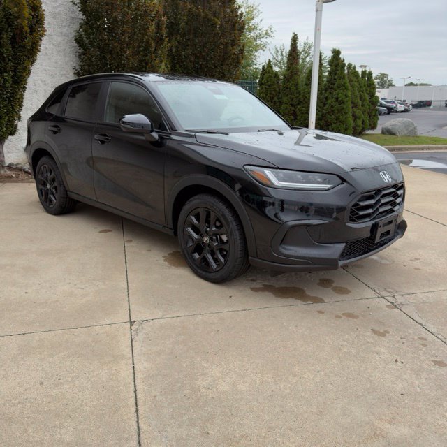 Used 2024 Honda HR-V Sport image 8