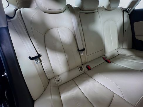 Used 2016 Audi A7 3.0T Premium Plus w/ 20" Wheel & Tire Package image 29