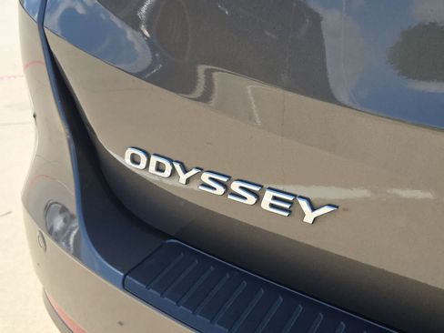 Used 2023 Honda Odyssey Touring image 11