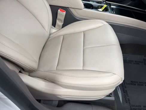 Used 2023 Lincoln Corsair AWD w/ Equipment Group 101A image 24