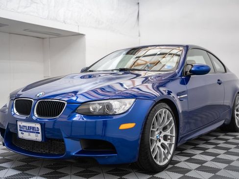 Used 2011 BMW M3 Coupe RWD image 3
