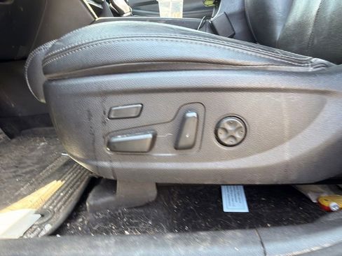 Used 2020 Hyundai Santa Fe Limited image 26