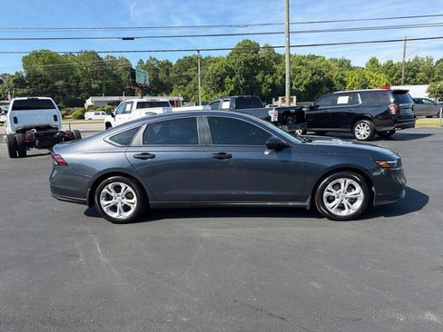 Used 2023 Honda Accord LX image 4