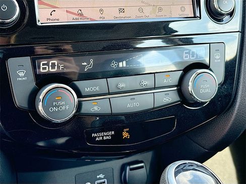 Used 2022 Nissan Rogue Sport SL w/ Premium Package image 16