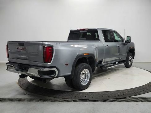New 2026 GMC Sierra 3500 SLT w/ SLT Convenience Package AWD/4WD image 7