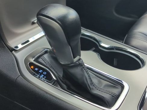 Used 2020 Jeep Grand Cherokee Limited AWD/4WD image 21