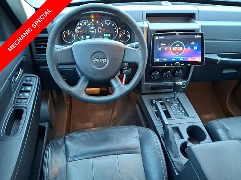 Used 2009 Jeep Liberty Sport w/ Popular Equipment Group image 4